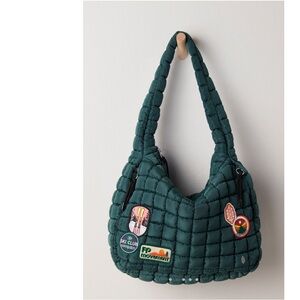NWT FP MOVEMENT BY FREE PEOPLE QUILTED PATCH CARRYALL BAG/SHE’S ELECTRIC KEYRING